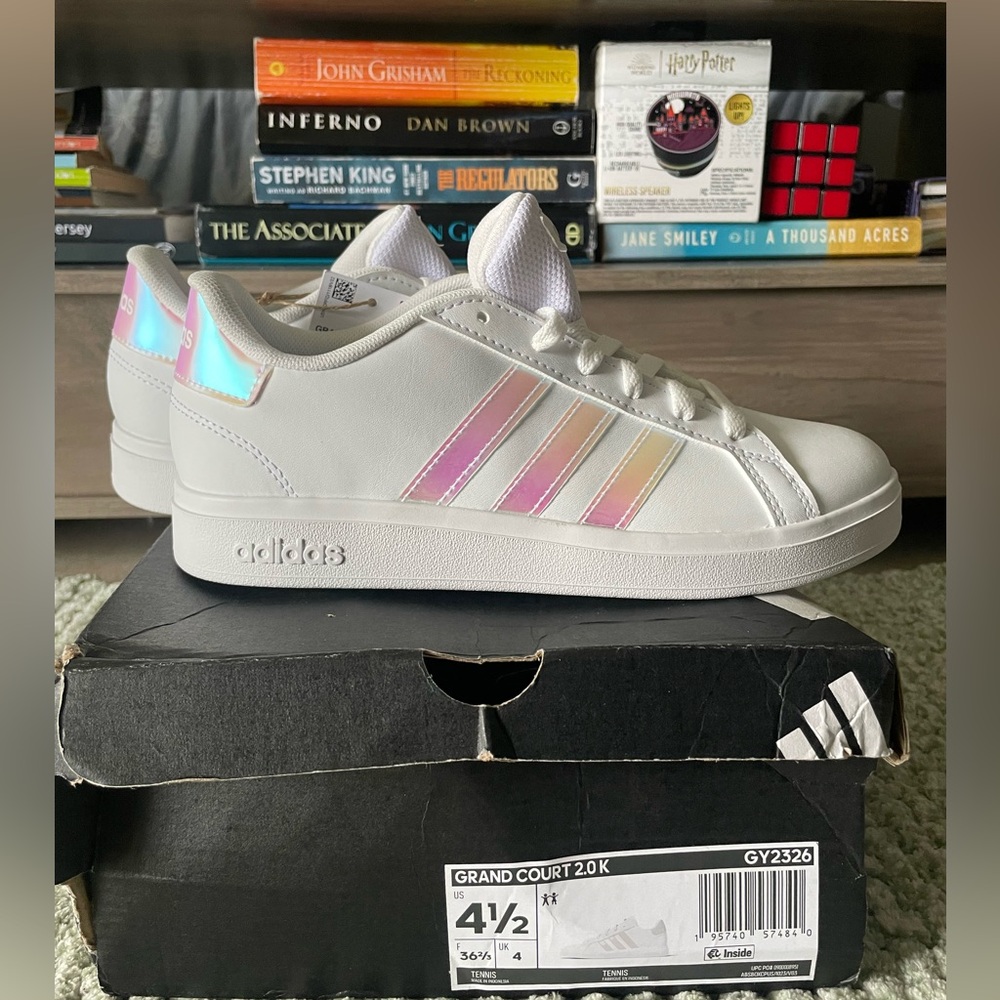 Adidas Grand Court 2.0K size 4.5 Youth/5.5 women